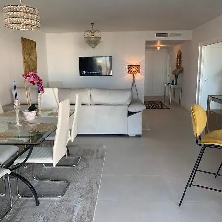 Casa Casu: Beachfront With Sea Views And Dual Pools Apartment