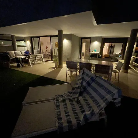 Casa Casu: Beachfront With Sea Views And Dual Pools Apartment *